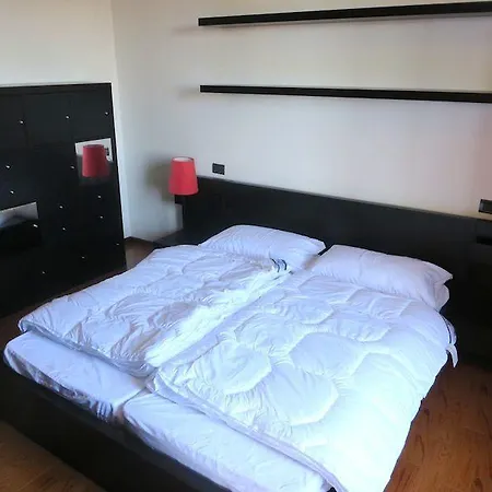 Laura Apartment